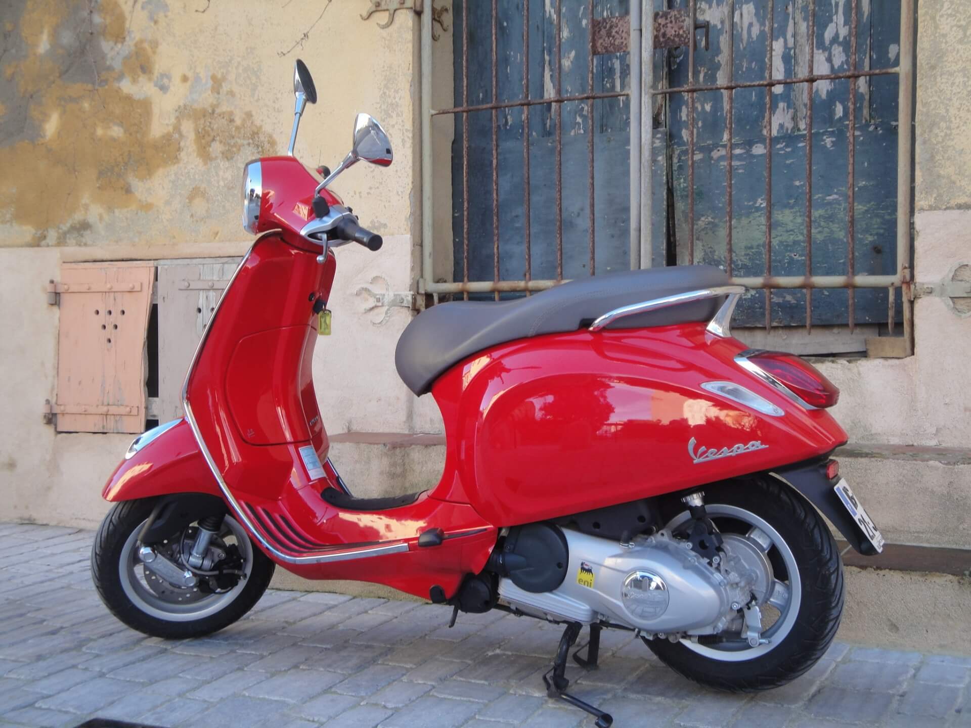 Vespa-Primavera-Rouge-0041